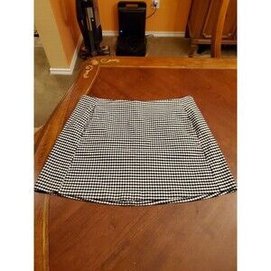 Urban Outfitters Black and White Gingham Mini Skirt with Side Pockets Sz L